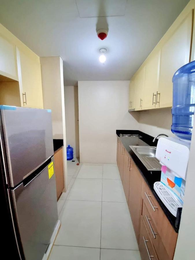 One Palm Tree Villas Manila Exterior photo